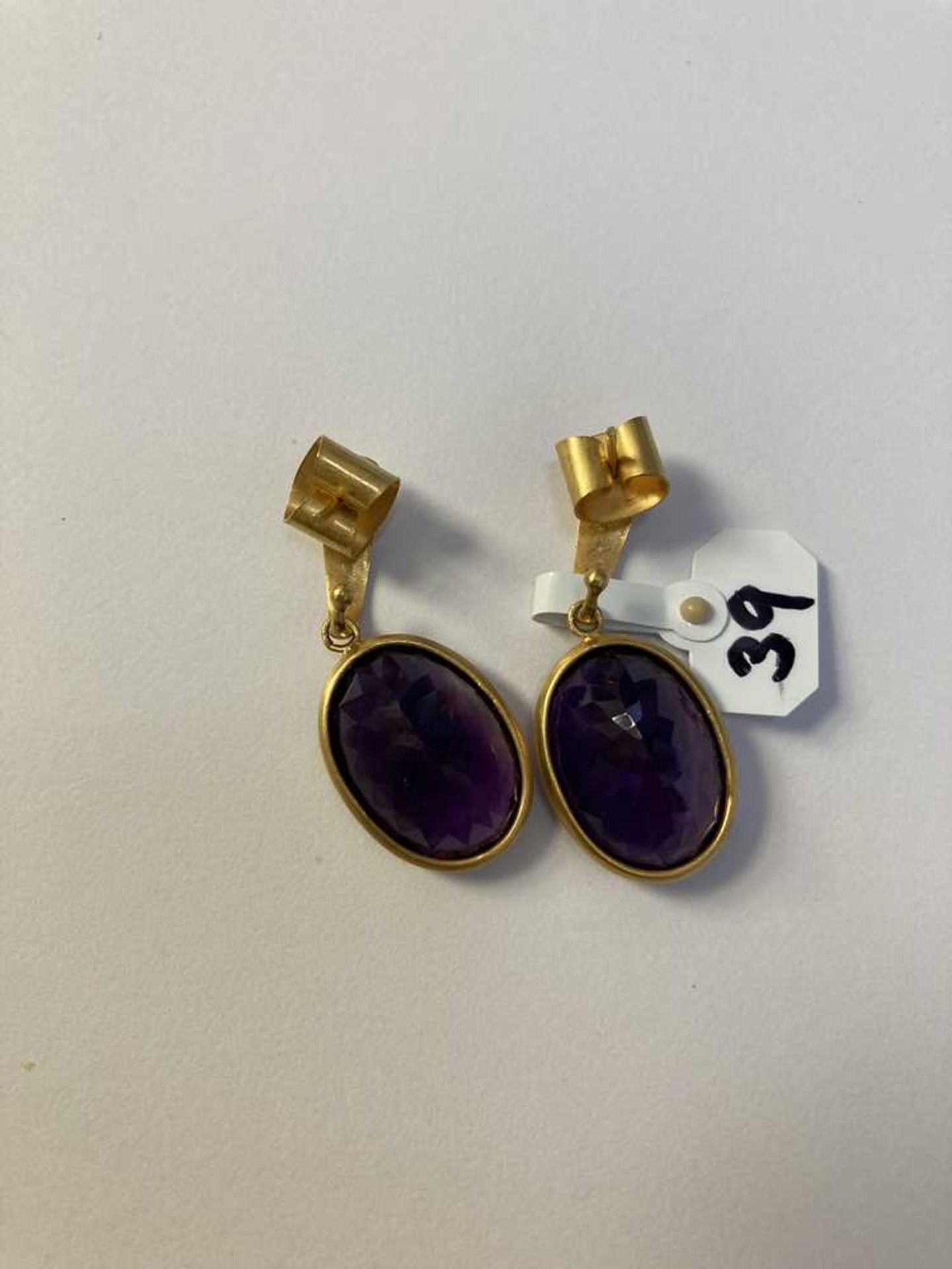 A pair of amethyst earrings - Image 3 of 3