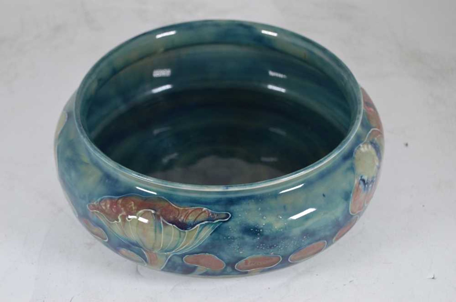 WILLIAM MOORCROFT (1872-1945) FOR MOORCROFT POTTERY ‘CLAREMONT’ PATTERN BOWL, CIRCA 1900 - Image 11 of 12