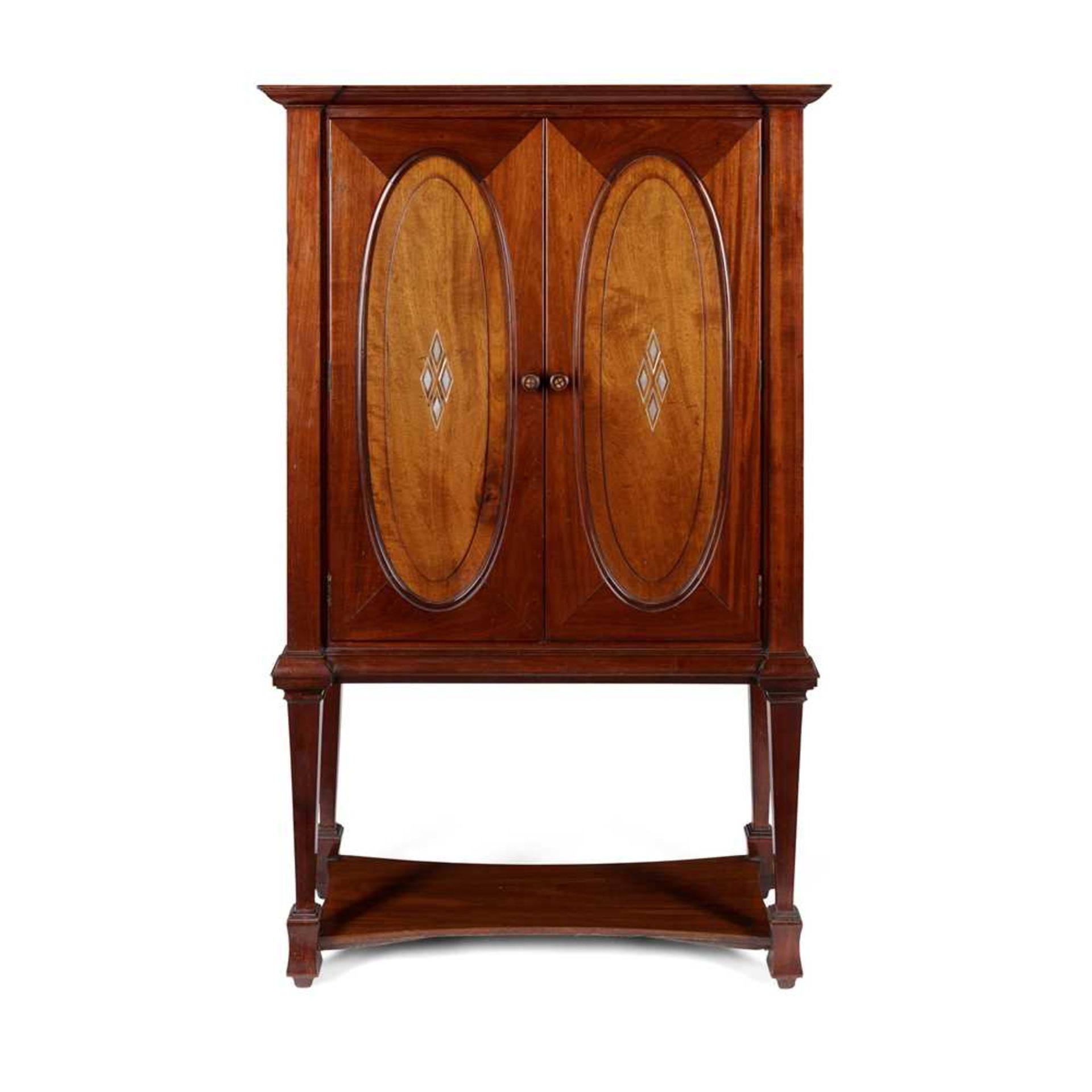 ENGLISH, MANNER OF CHARLES SPOONER DRAWING ROOM CABINET, CIRCA 1910