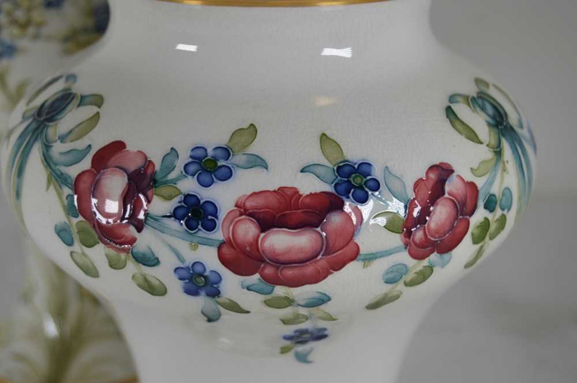 WILLIAM MOORCROFT (1872-1945) FOR JAMES MACINTYRE & CO. ‘FLORIAN WARE’ ROSE, TULIP AND FORGET-ME-NOT - Image 5 of 24