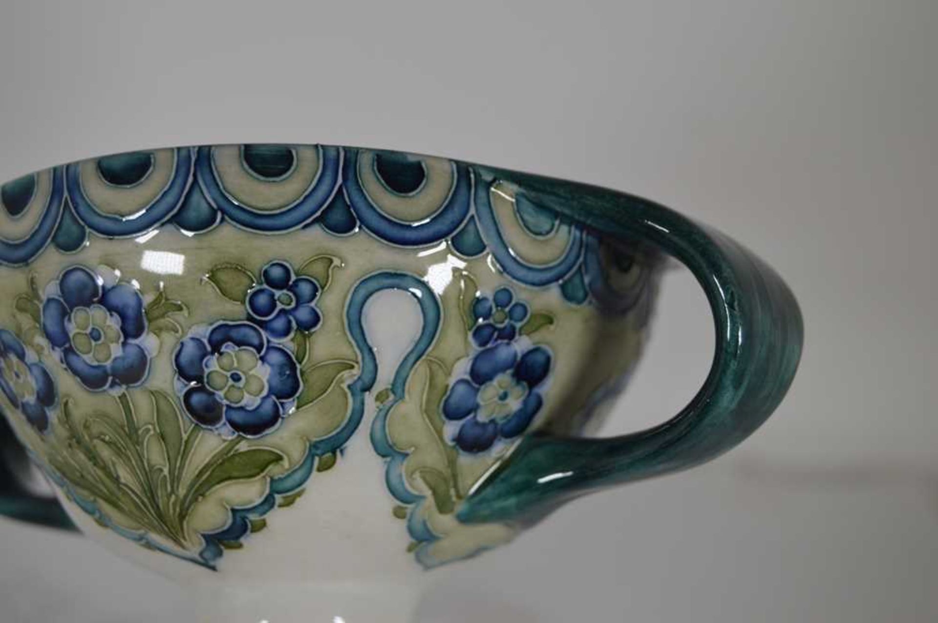 WILLIAM MOORCROFT (1872-1945) FOR JAMES MACINTYRE & CO. ‘FLORIAN WARE’ FORGET-ME-NOT AND TULIPS CHAL - Image 11 of 14