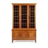 ENGLISH ARTS & CRAFTS BOOKCASE, CIRCA 1920