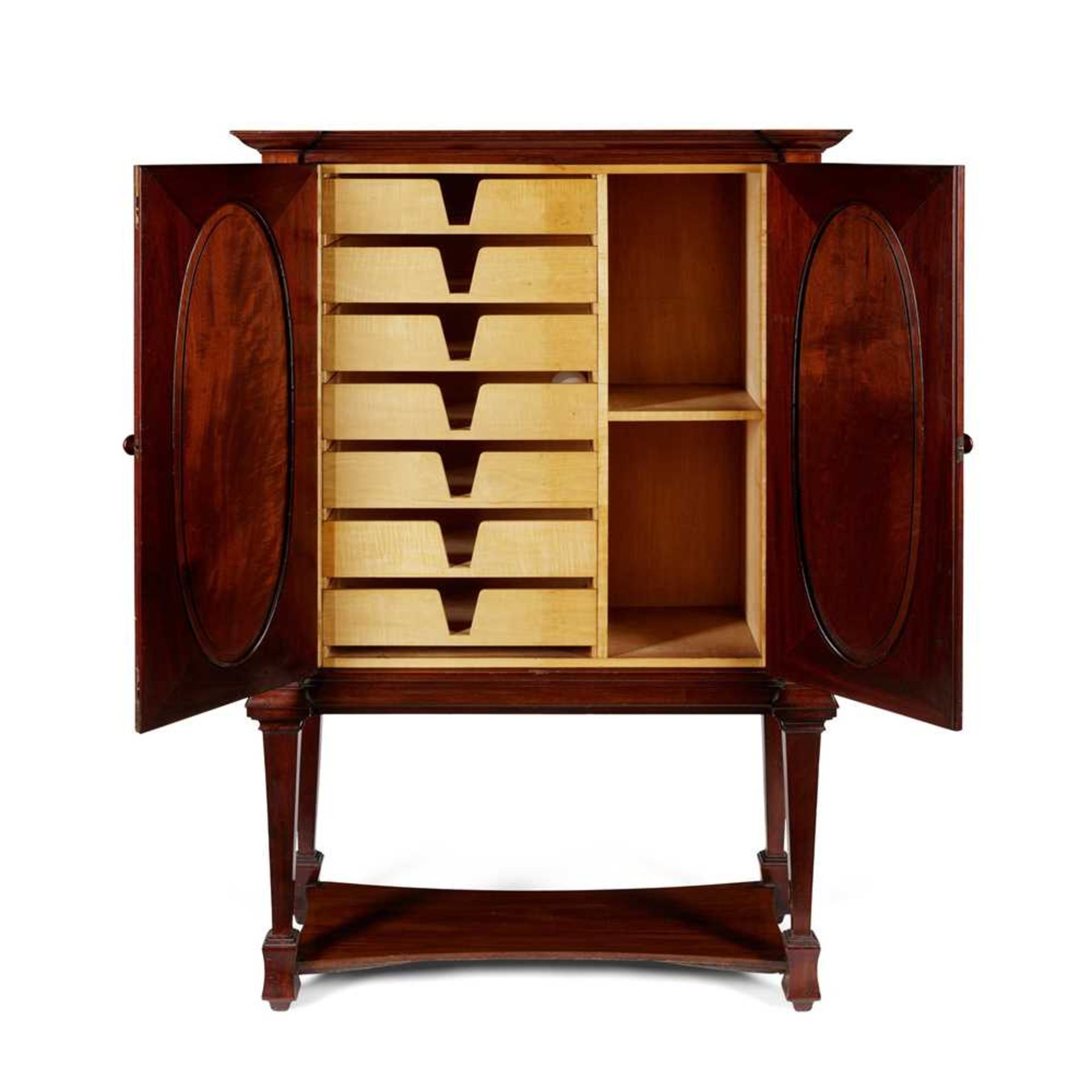 ENGLISH, MANNER OF CHARLES SPOONER DRAWING ROOM CABINET, CIRCA 1910 - Image 2 of 2