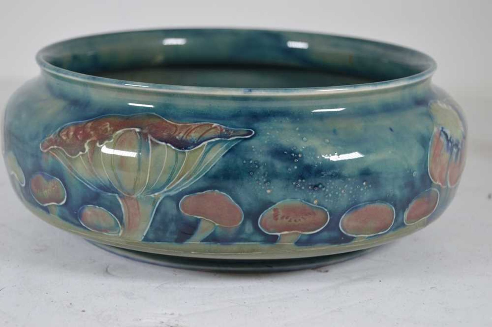 WILLIAM MOORCROFT (1872-1945) FOR MOORCROFT POTTERY ‘CLAREMONT’ PATTERN BOWL, CIRCA 1900 - Image 3 of 12