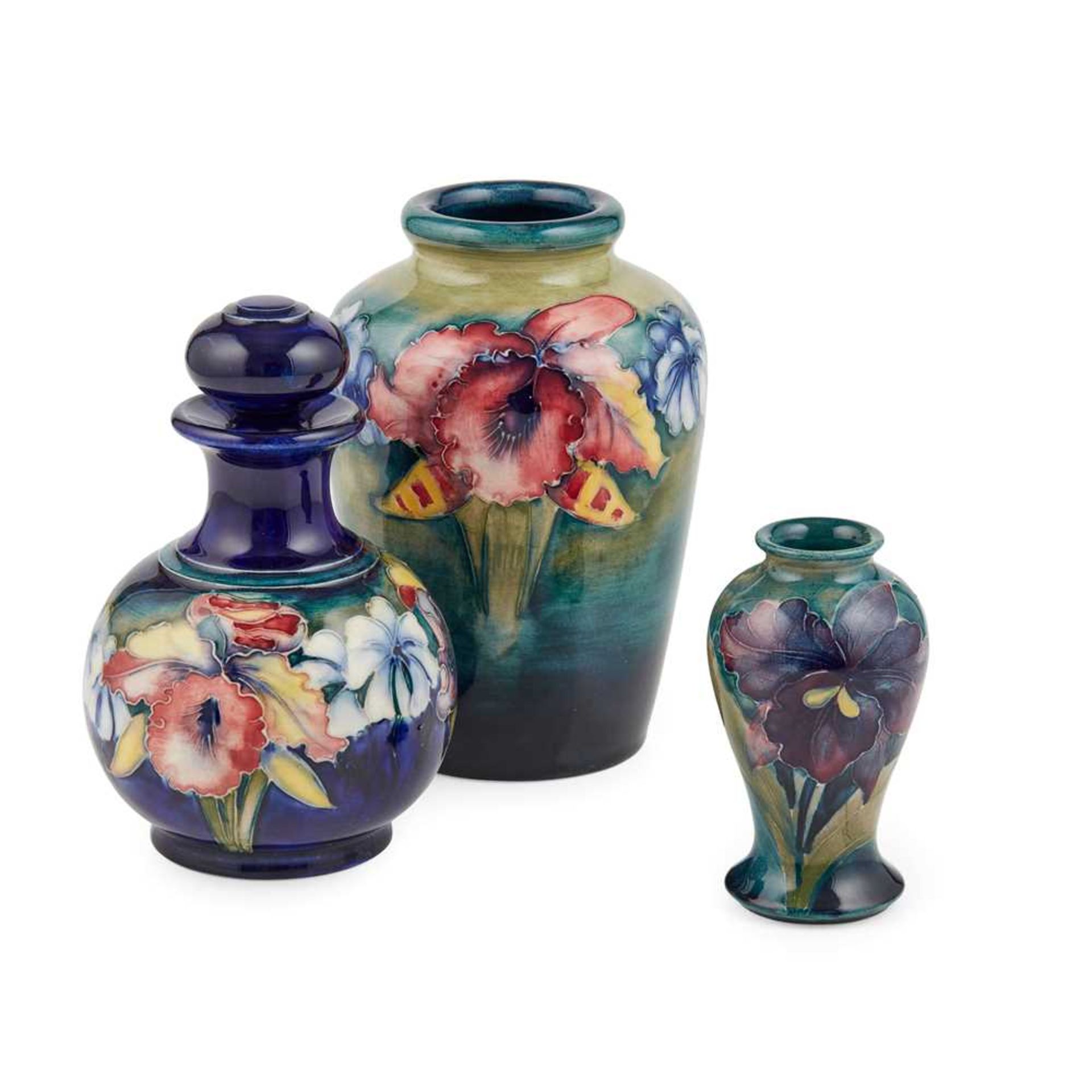 WILLIAM MOORCROFT (1872-1945) FOR MOORCROFT POTTERY MINIATURE ‘ORCHID’ PATTERN VASE, CIRCA 1915