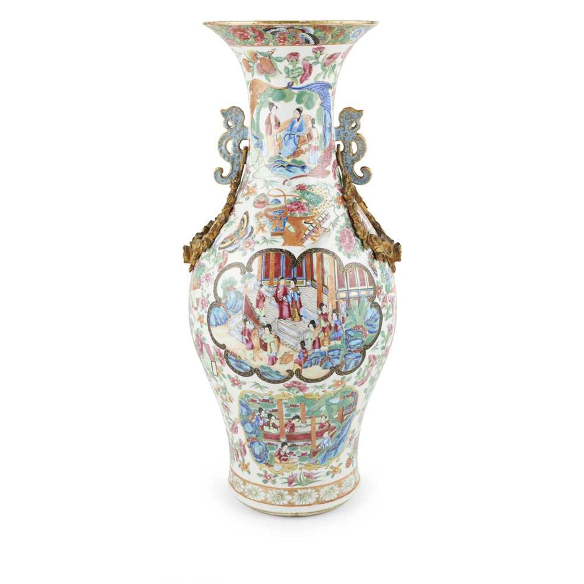 LARGE CANTON FAMILLE ROSE VASE QING DYNASTY, 19TH CENTURY