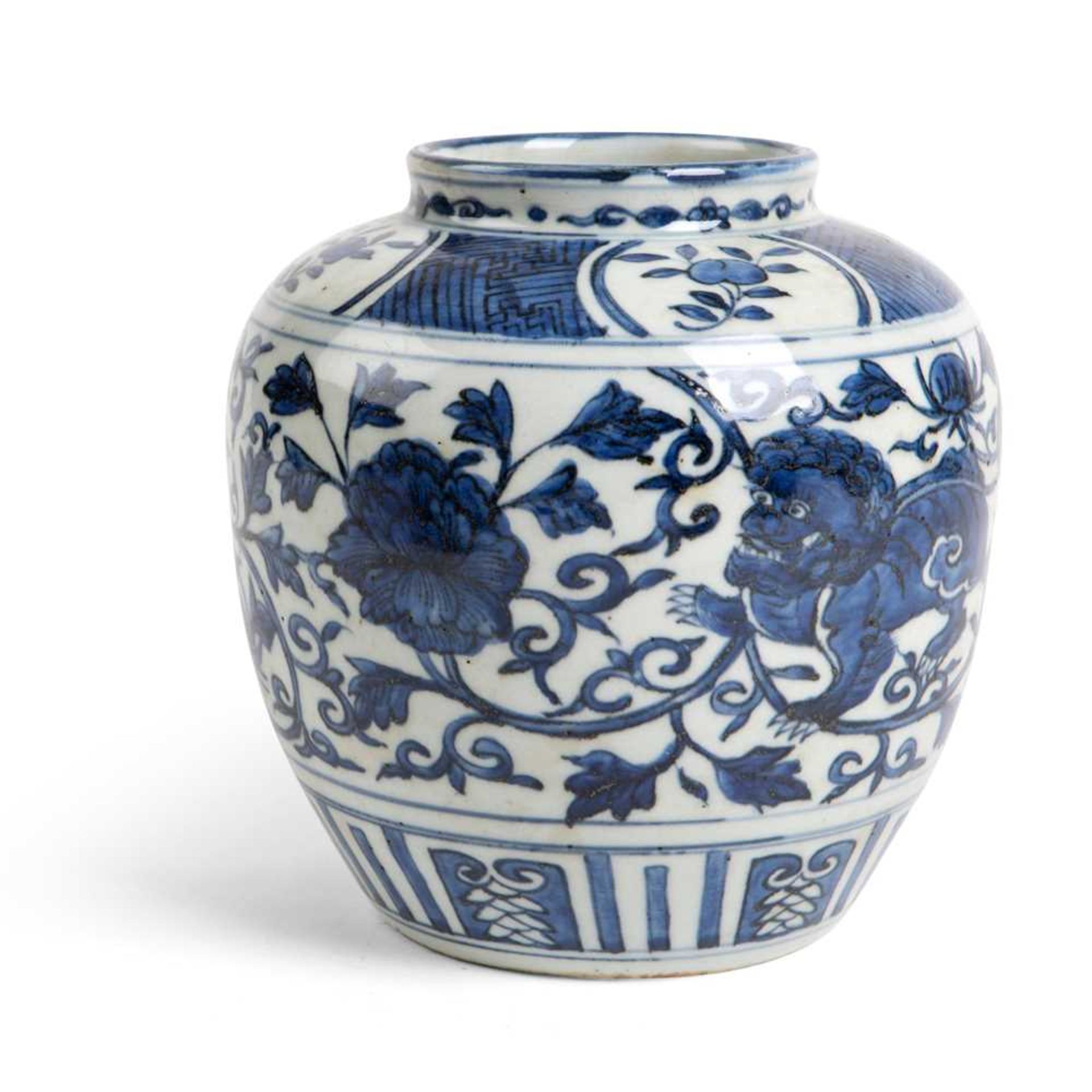 BLUE AND WHITE 'BUDDHIST LION' JAR MING DYNASTY, WANLI PERIOD