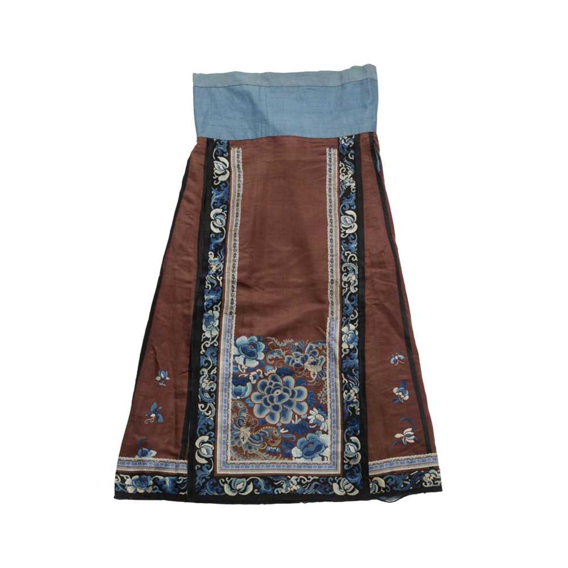 HAN CHINESE WOMAN'S EMBROIDERED PERSIMMON SILK PLEATED SKIRT LATE QING DYNASTY-REPUBLIC PERIOD, 19TH