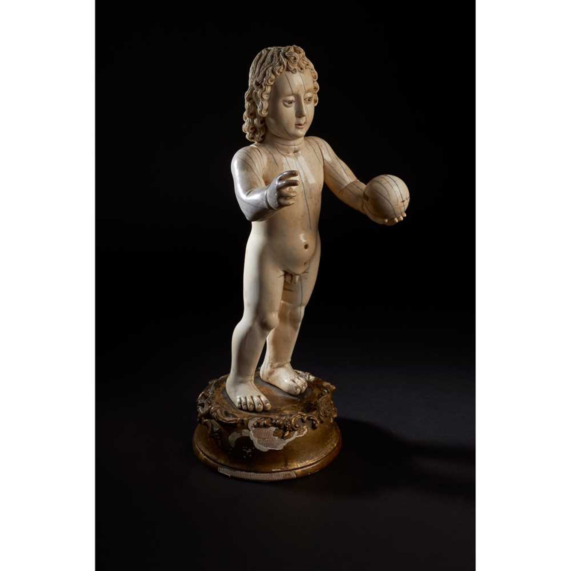LARGE INDO-PORTUGUESE CARVED IVORY FIGURE OF THE INFANT CHRIST AS SALVATOR MUNDI, THE SAVIOUR OF THE - Image 7 of 7