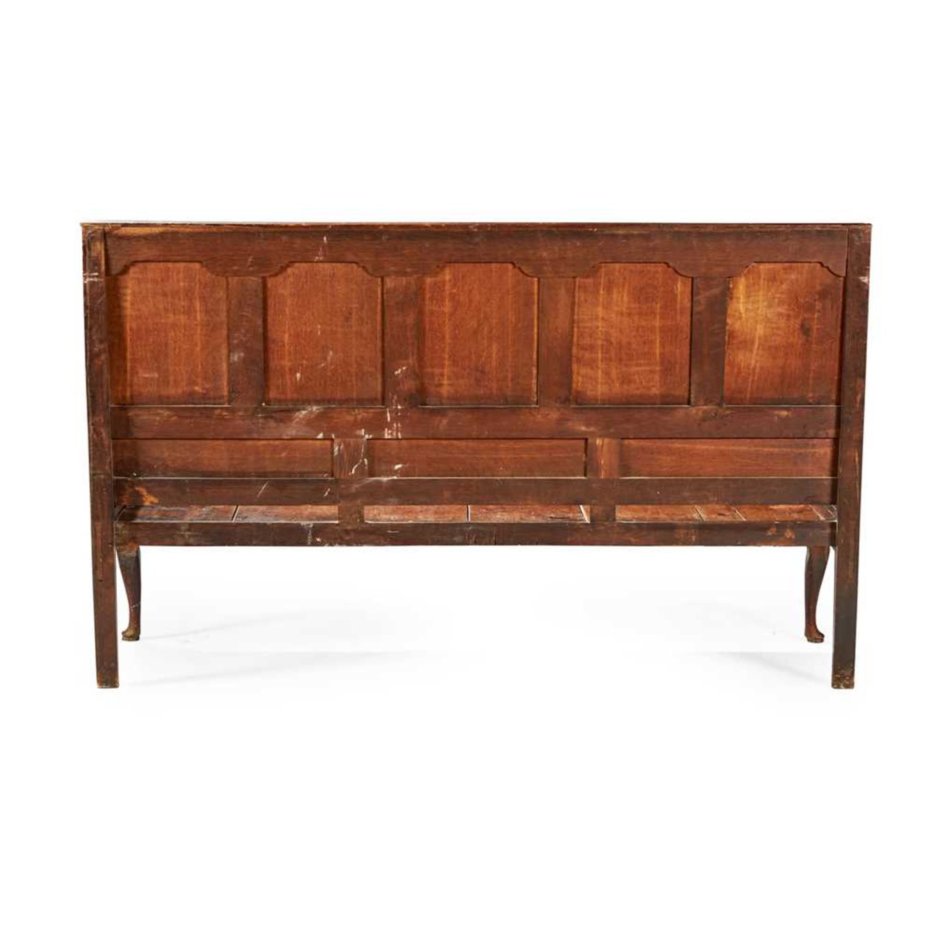 GEORGE III OAK FIVE PANEL SETTLE LATE 18TH CENTURY - Bild 2 aus 2