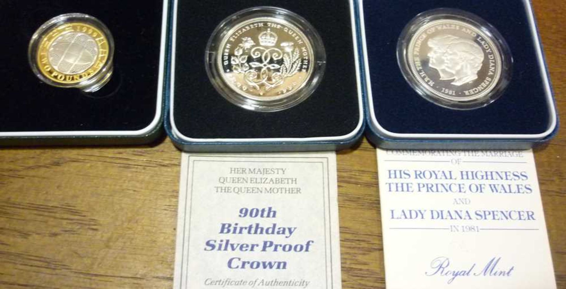 A collection of silver proof coin - Image 2 of 6