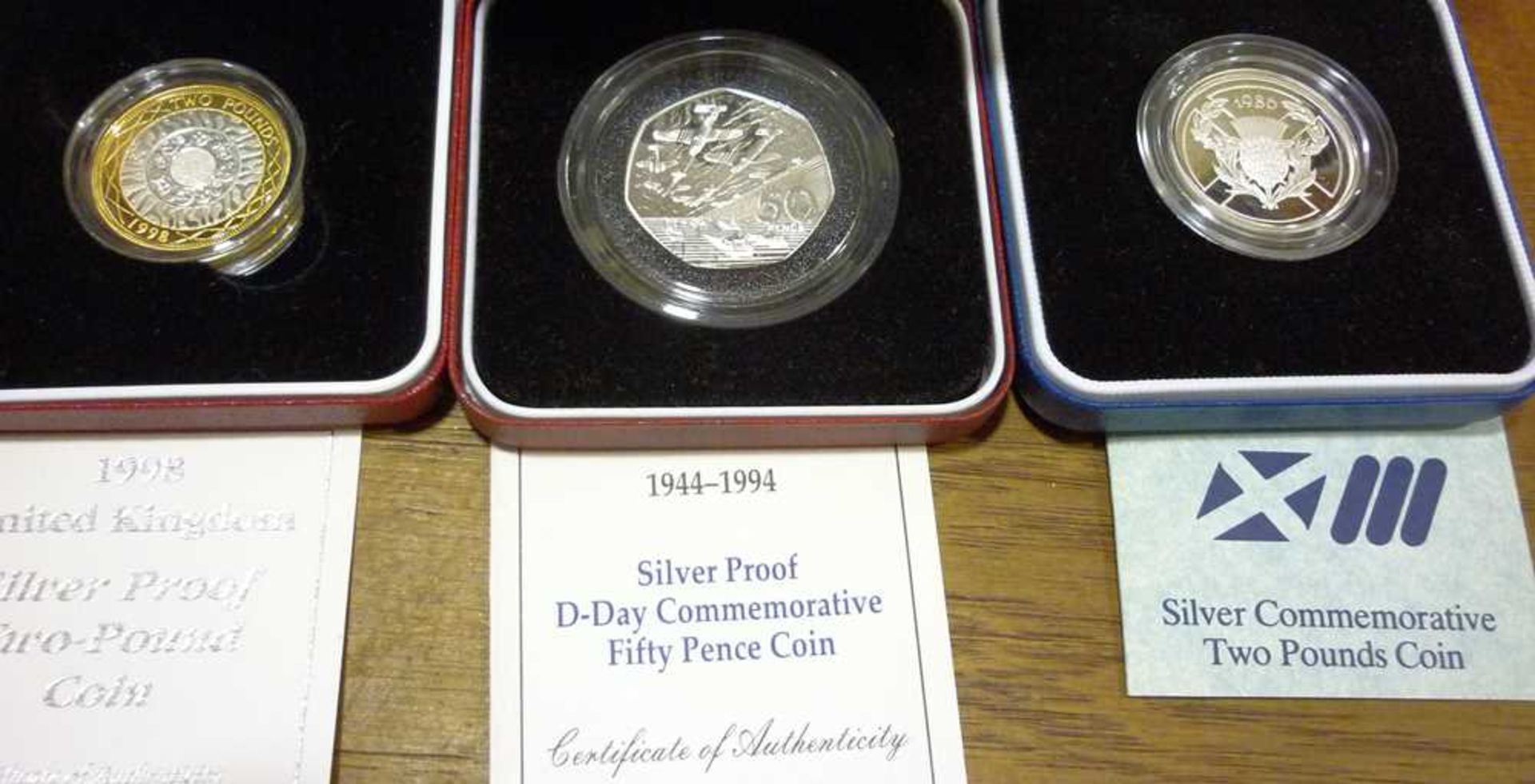 A collection of silver proof coin - Image 3 of 6