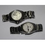 Two stainless steel gentlemen's Seiko wrist watches