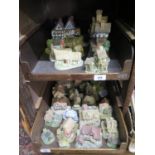 A collection of Lilliput Lane cottages, and some other plaster cottages, all unboxed (28)