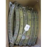 Hornby Dublo by Meccano vintage 3-rail track, 104 pieces of curved track
