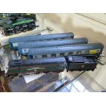 Hornby 'Golden Arrow' '501 Squadron' 34088 locomotive and tender and three blue and grey Pullman