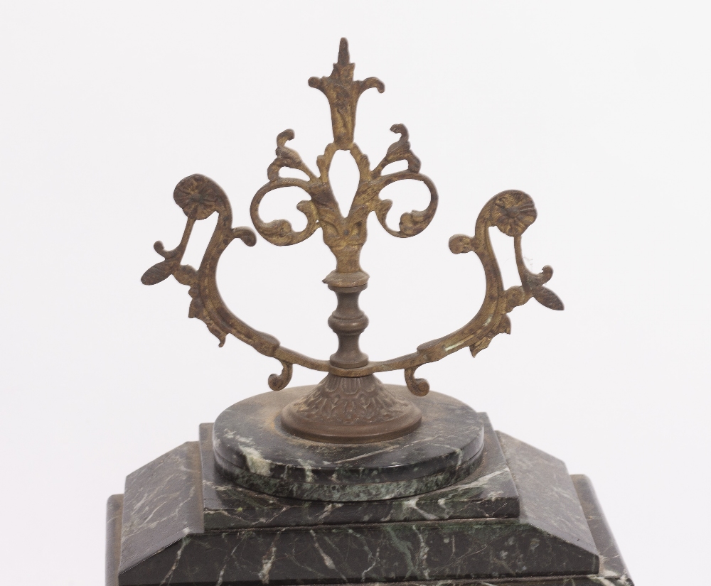 TWO LATE 19TH CENTURY CONTINENTAL MARBLE AND GILT MOUNTED MANTLE CLOCKS the largest 30cm wide x 15cm - Image 3 of 4
