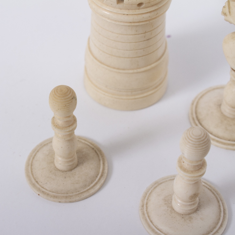 A 19TH CENTURY TURNED BONE CHESS SET the kings 14.5cm high Condition: some minor marks and losses, - Image 8 of 9