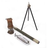 AN EARLY 20TH CENTURY SINGLE DRAWER SPOTTERS TELESCOPE numbered 1512, 59.5cm in length; a