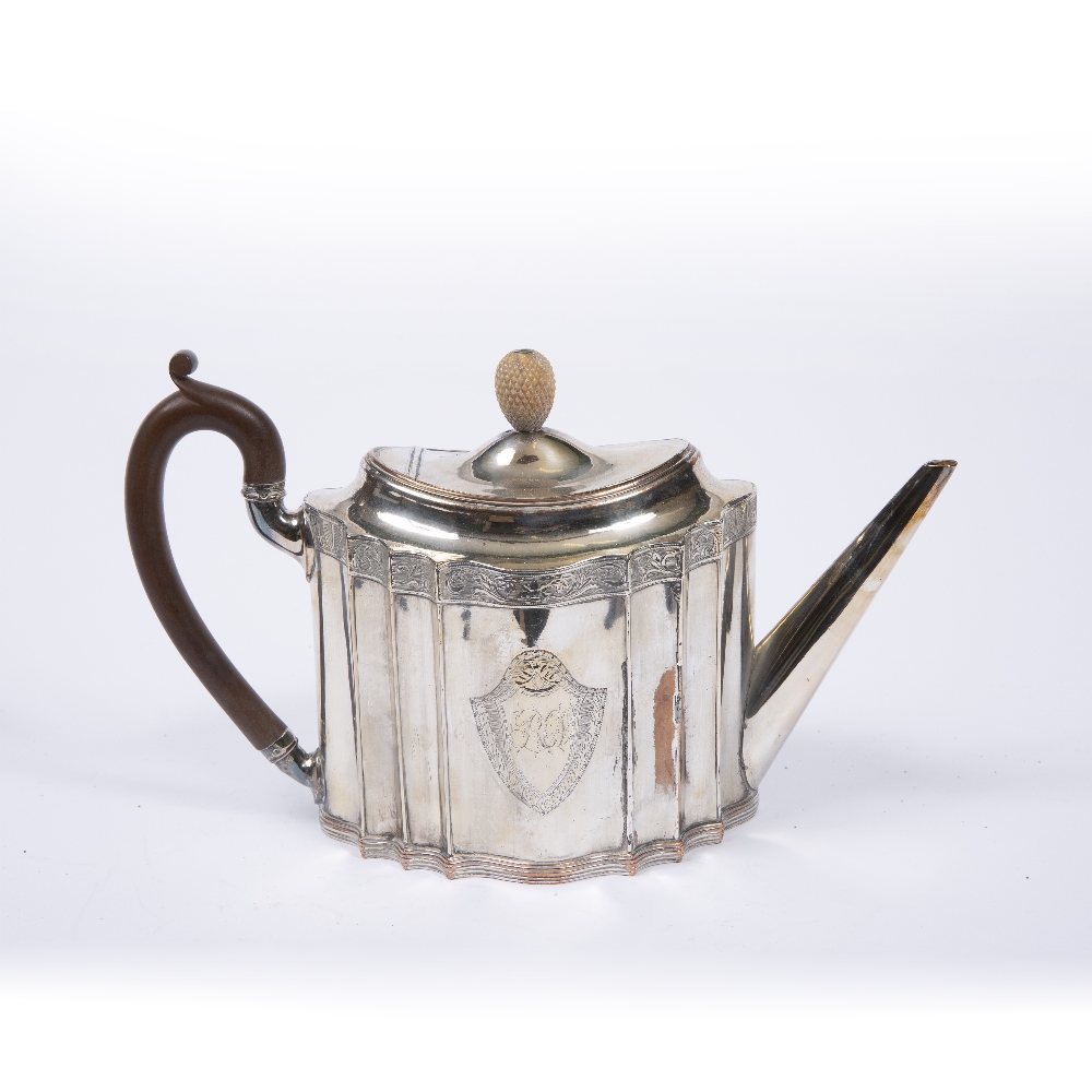 AN EARLY TO MID 19TH CENTURY SILVER PLATED TEAPOT with carved wooden handle and engraved with owners - Image 4 of 6