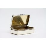 A WILLIAM IV SILVER SNUFF BOX by George Unite with marks for Birmingham 1833, 5cm wide x 3.2cm