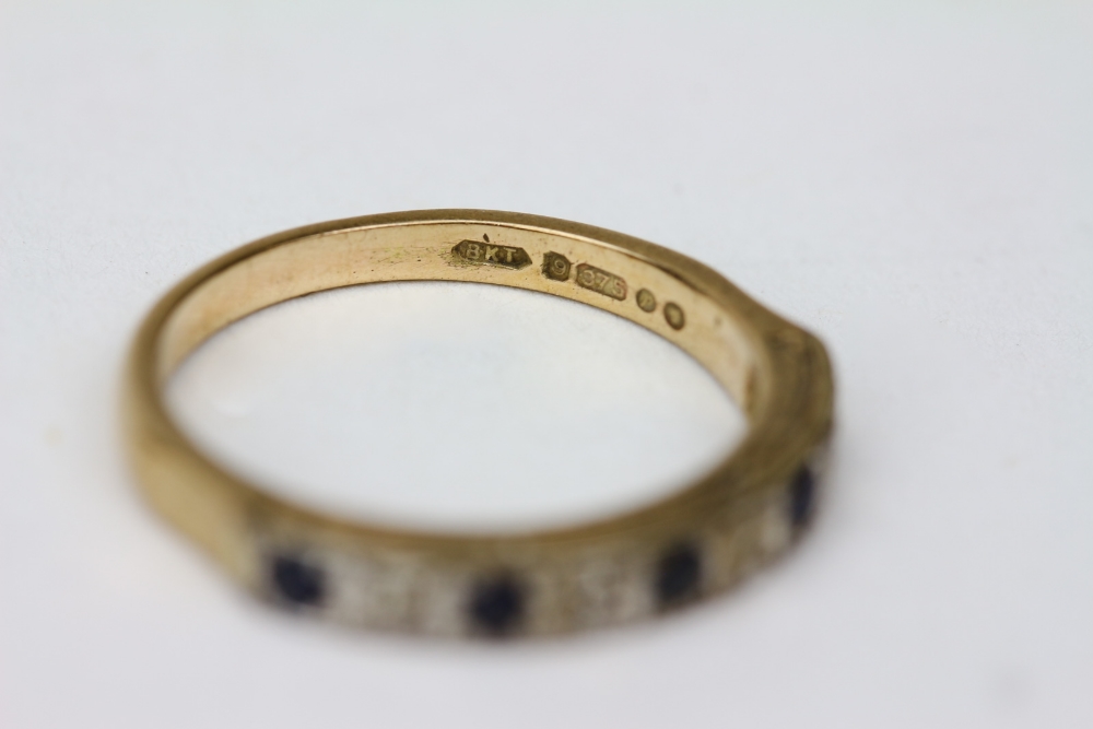 A VICTORIAN 15 CARAT GOLD AND TURQUOISE SET RING, a 9 carat gold and sapphire set half eternity ring - Image 4 of 5