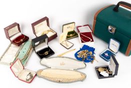 A COLLECTION OF JEWELLERY AND WRISTWATCHES to include Rotary ladies and gentleman's watches At