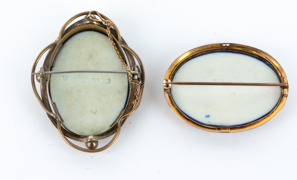 TWO 19TH CENTURY WEDGWOOD JASPERWARE BROOCHES with yellow metal mounts, one marked 9 carat, the - Image 2 of 2