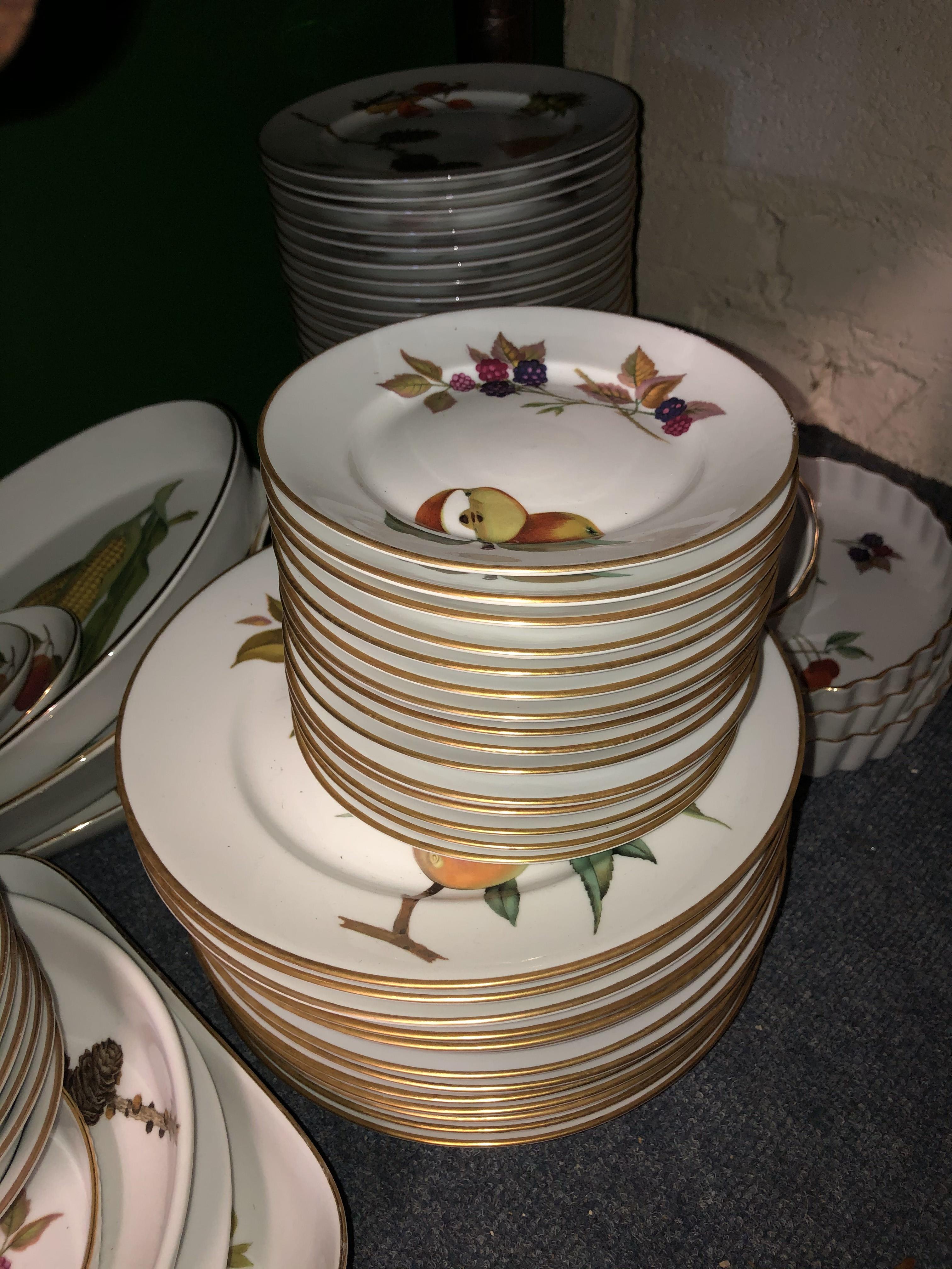 A COLLECTION OF ROYAL WORCESTER EVESHAM PATTERN PORCELAIN consisting of twelve dinner plates, thirty - Image 2 of 3
