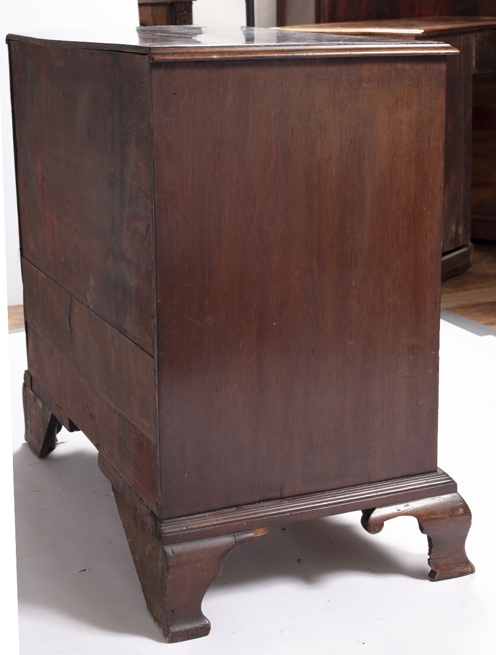 Mahogany chest of drawers George III, with four graduated drawers on bracket feet, 83cm x 82cm x - Image 3 of 5