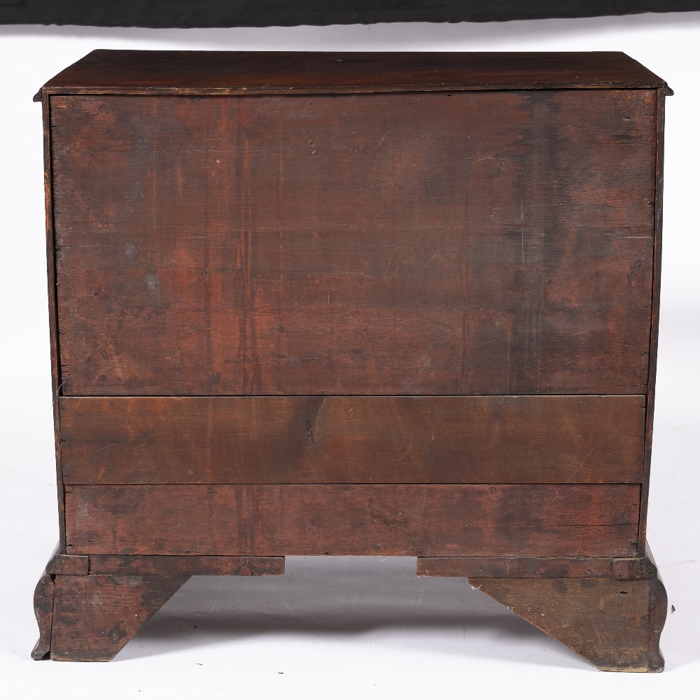 Mahogany chest of drawers George III, with four graduated drawers on bracket feet, 83cm x 82cm x - Image 4 of 5