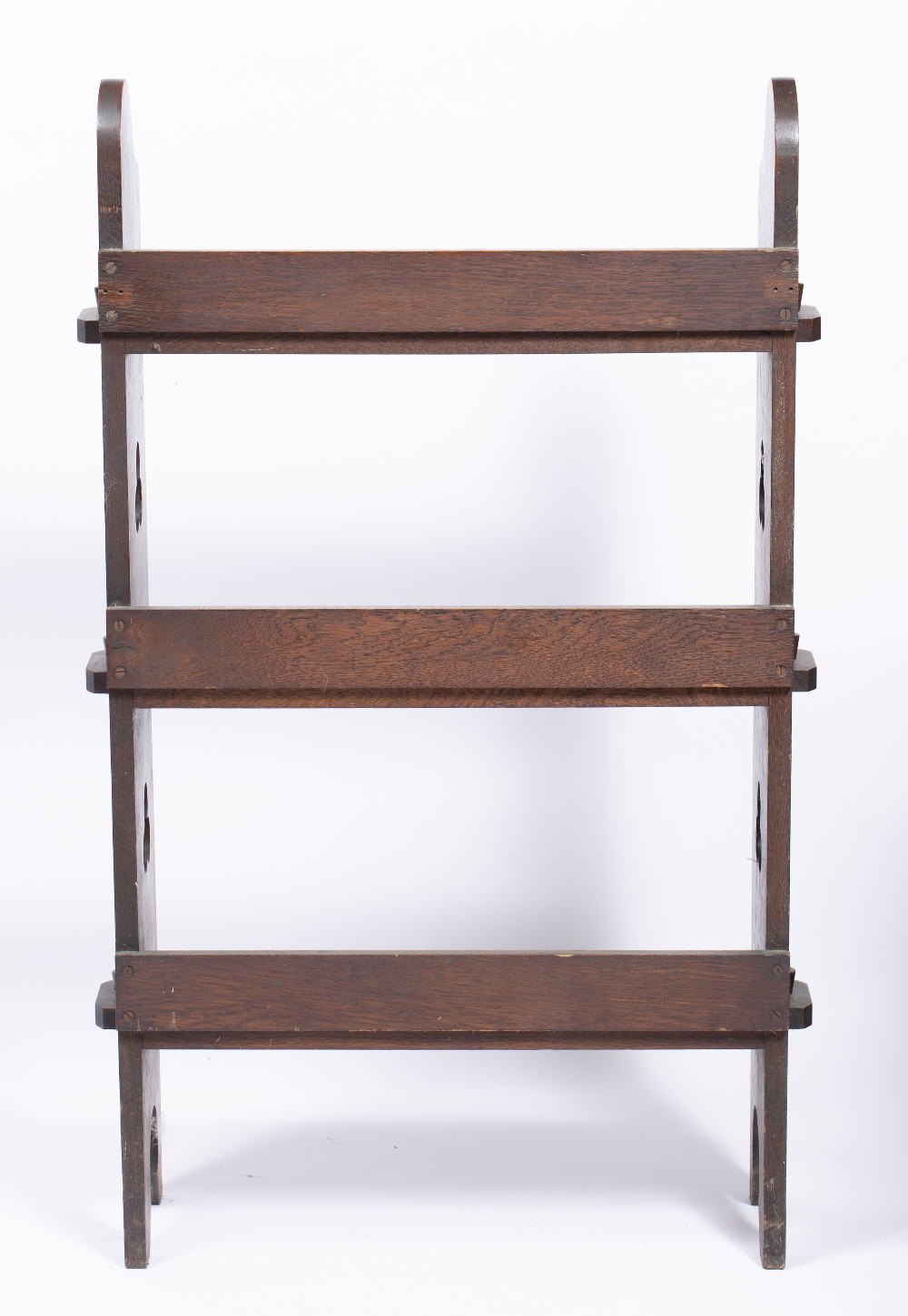 Liberty & Co three-tier oak 'Sedley' bookcase, oak, 58cm x 97cm x 20cm - Image 5 of 6