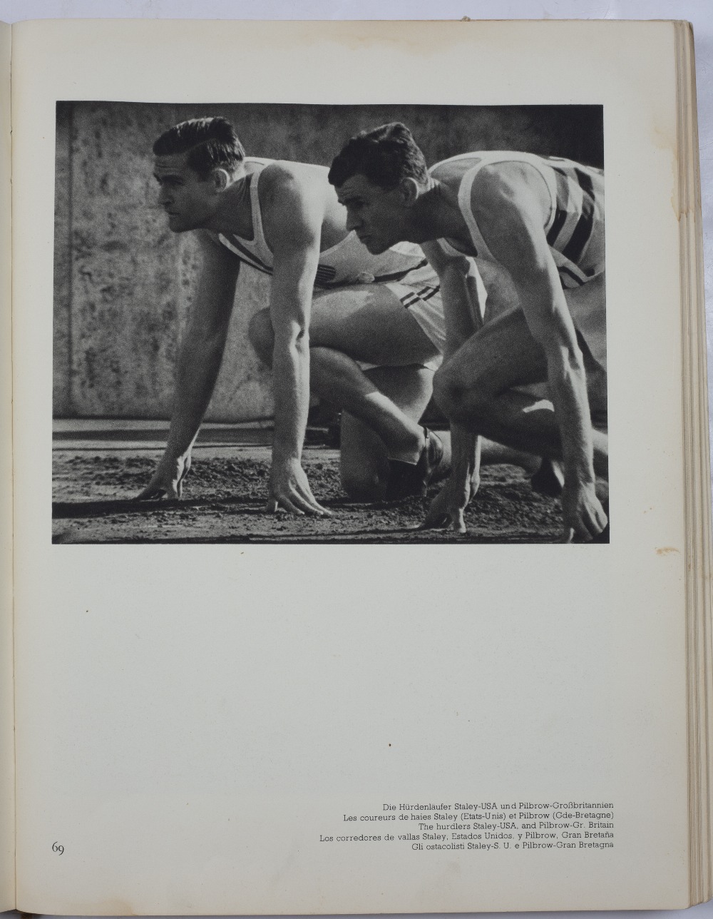 OLYMPIC INTEREST:- RIEFENSTAHL, Leni (1902-2003) 'Schönheit im Olympischen Kampf mit zahlreichen - Image 6 of 8