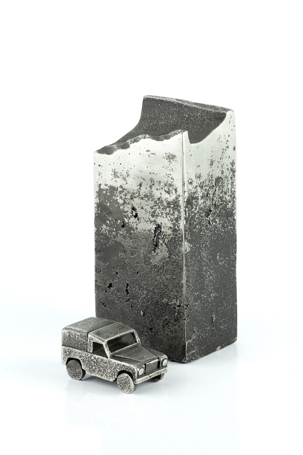 Jonathan Clarke (b.1961) Land Rover on a Hill cast metal, made in two parts 24.5cm high. - Image 3 of 3