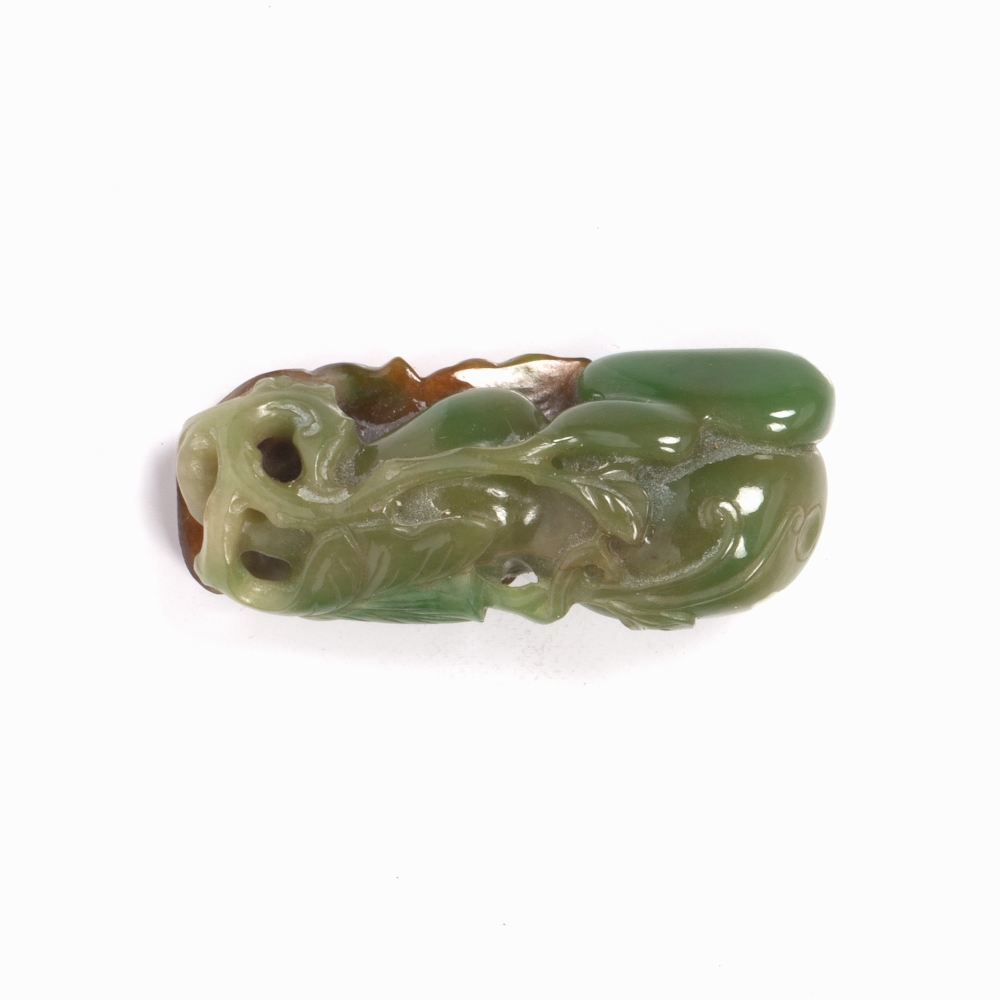 Spinach jade pendant Chinese depicting flowering double gourd fruit, 5cm Provenance: From the