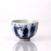Blue and white porcelain wine cup Chinese painted with Immortals, Xuande six character mark,
