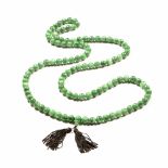 Long spinach-jade necklace Chinese with single sized beads and small pendant, 150cm long