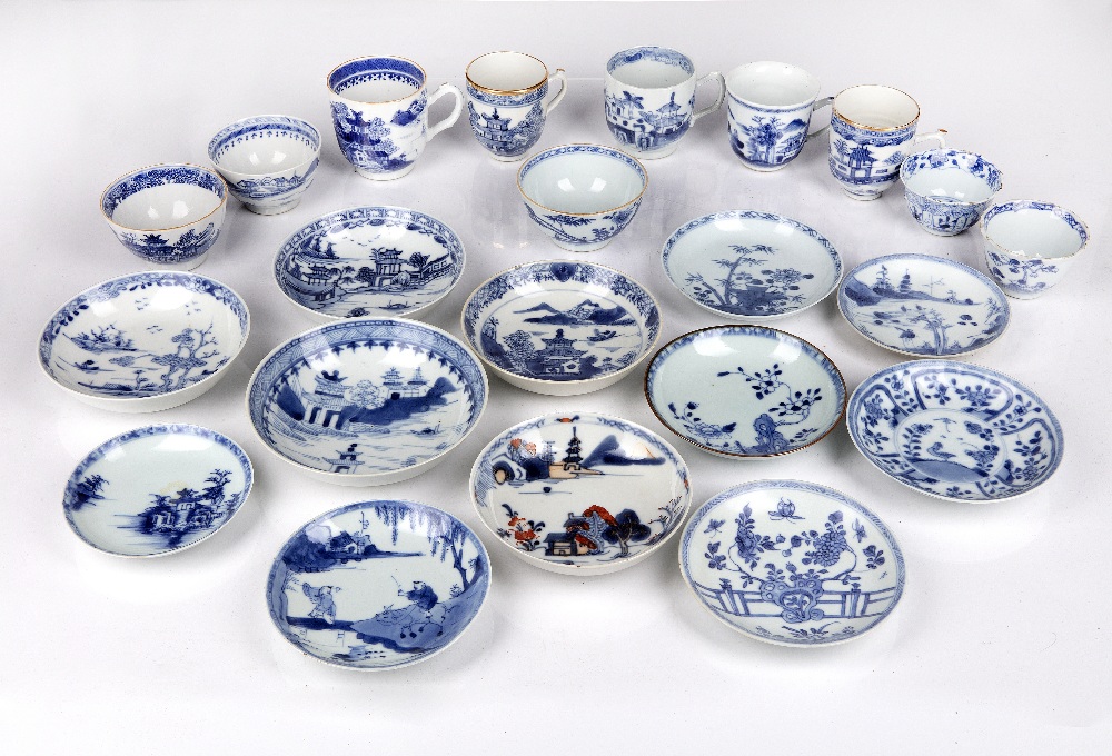 Collection of teabowls, cups and saucers Chinese, 17th Century and later comprising of twelve