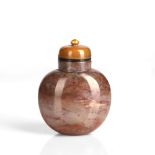 Agate snuff bottle and stopper Chinese, 19th Century the bottle with striations of colour and with