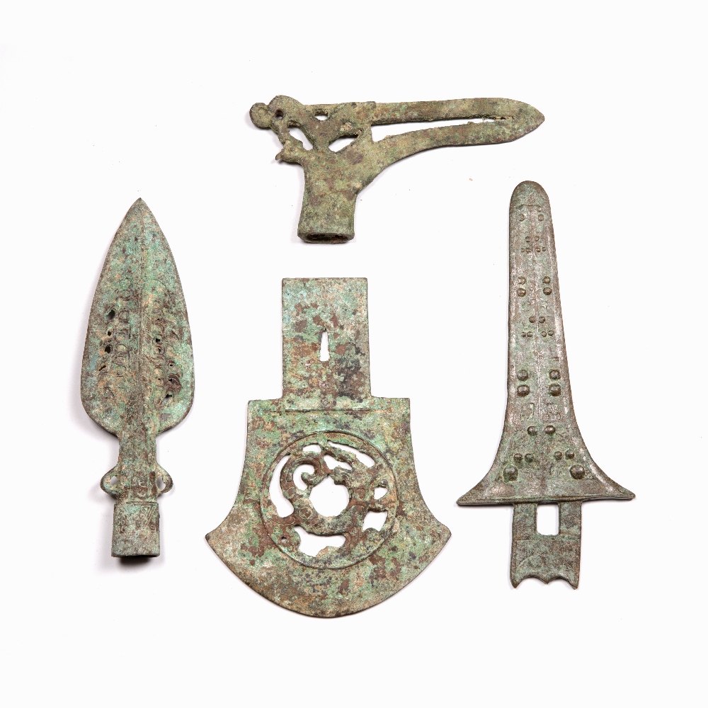 Bronze halberd Chinese a bronze spearhead, a bronze ceremonial axe head and a bronze dagger, largest - Image 2 of 2