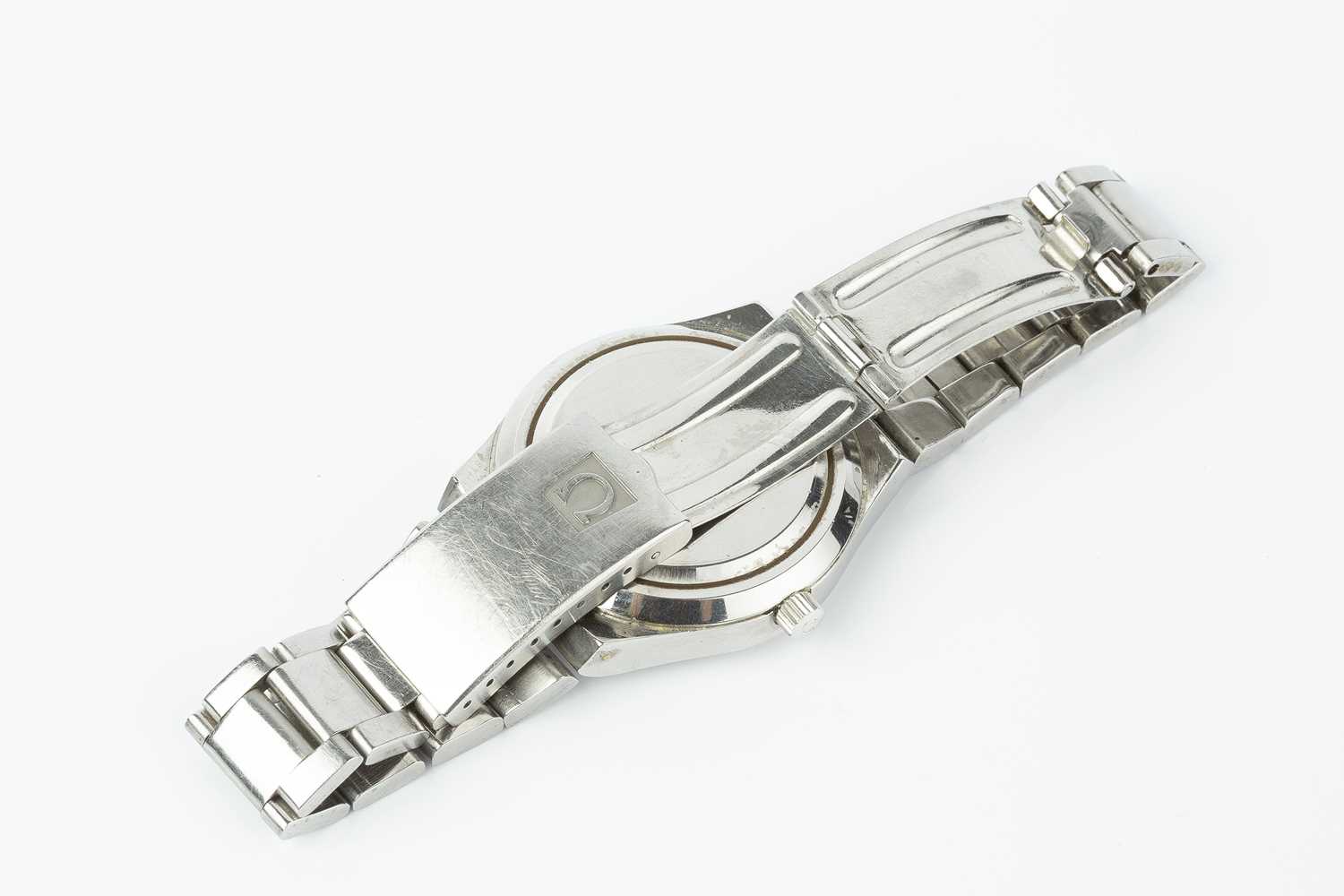 A gentleman's stainless steel 'Seamaster Cosmic 2000' automatic bracelet watch by Omega, the - Image 3 of 5