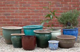 A group of various glazed garden planters the largest approximately 48cm diameterCondition report: