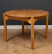 Lucinda Leech (late 20th century English school) contemporary circular ash dining table, with outset