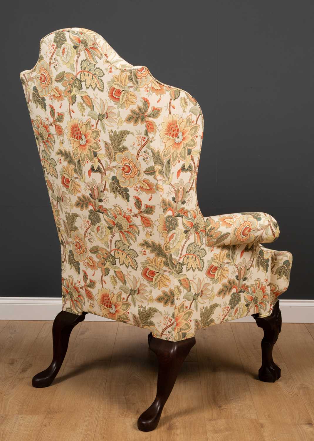 A George II style wingback armchair with floral upholstery and label for 'The Odd Chair Company' - Image 3 of 7