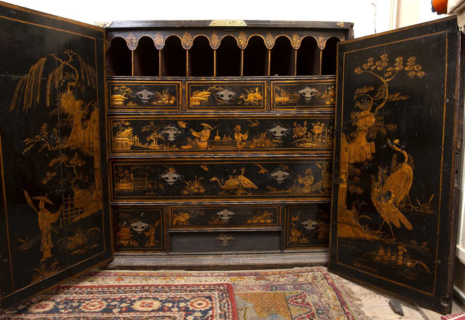 A George III black laquered and chinoiserie decorated cabinet, decorated with exotic birds and - Image 2 of 2