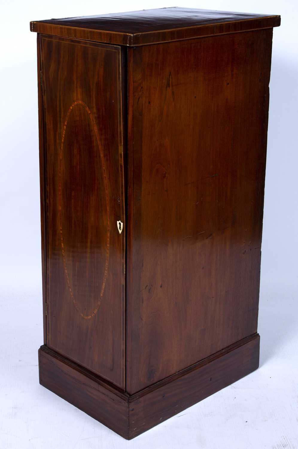 Mahogany and satinwood inlaid pedestal cupboard 19th Century, with oval inlaid door enclosing - Image 3 of 5