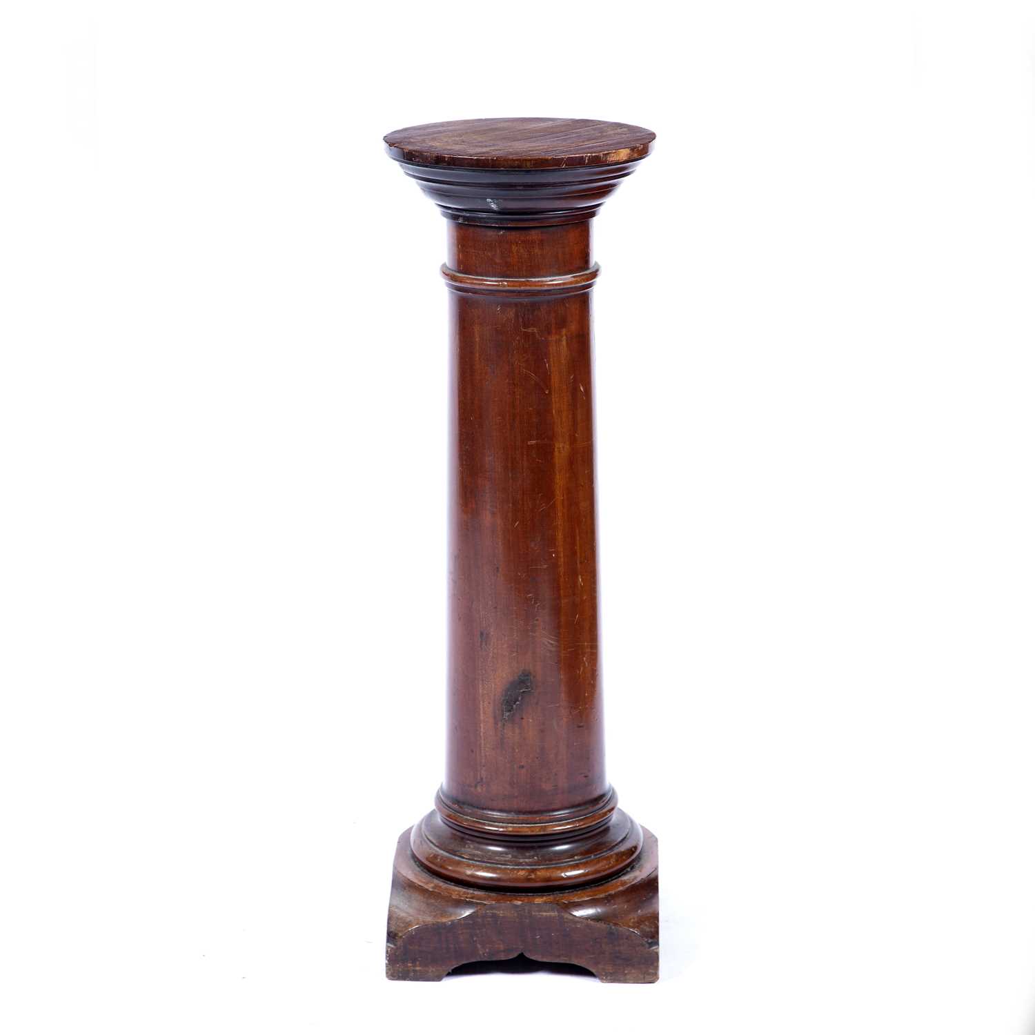 Mahogany pedestal column 19th Century, of plain form with stepped base, 85cm high, top 27.5cm - Image 2 of 3