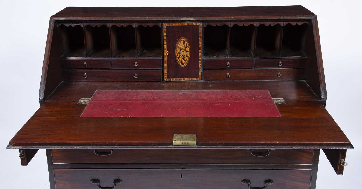 Mahogany bureau George III with fitted interior and inlaid fall front and with drawers below, - Image 2 of 6