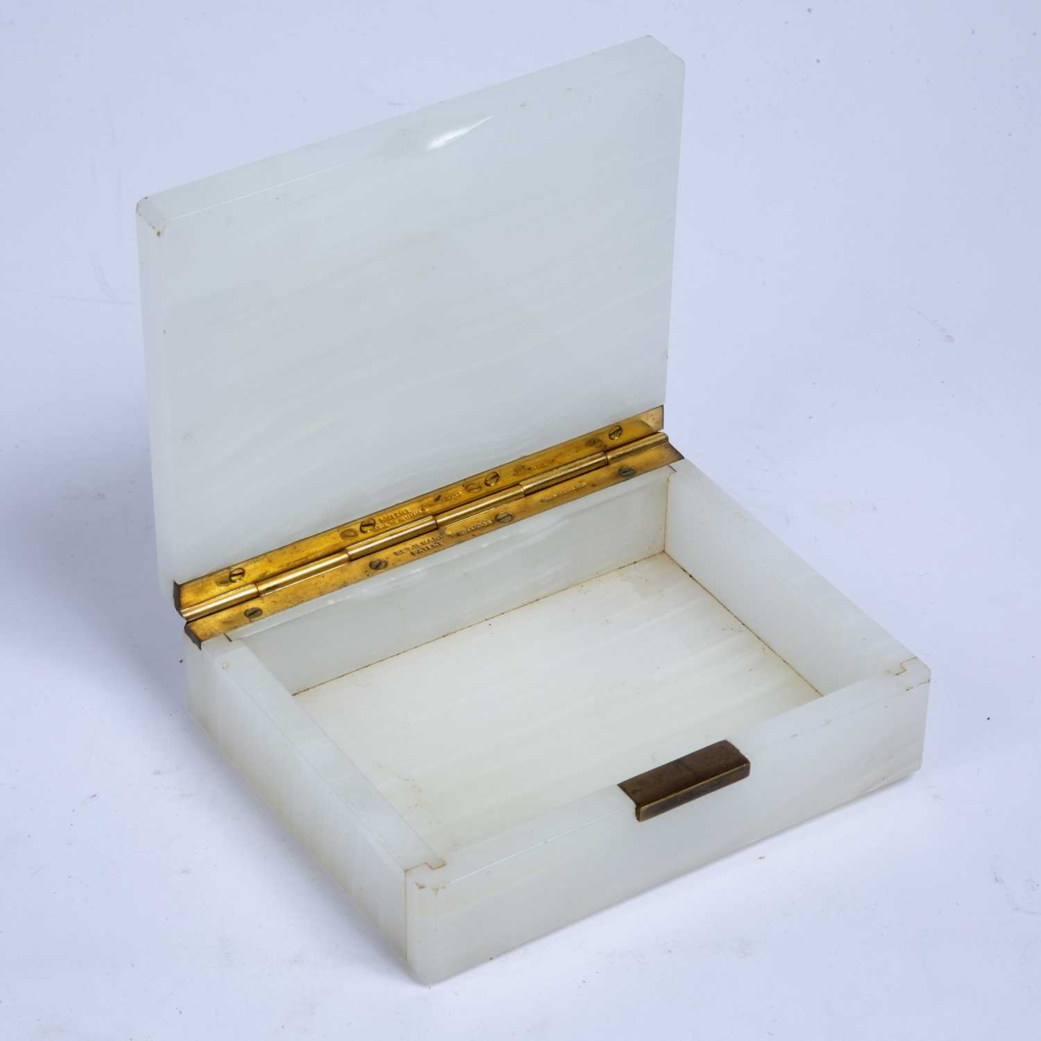 An Art Deco white onyx rectangular box, the sprung gilt metal hinge stamped 'Betjemann's Patent, No. - Image 4 of 6