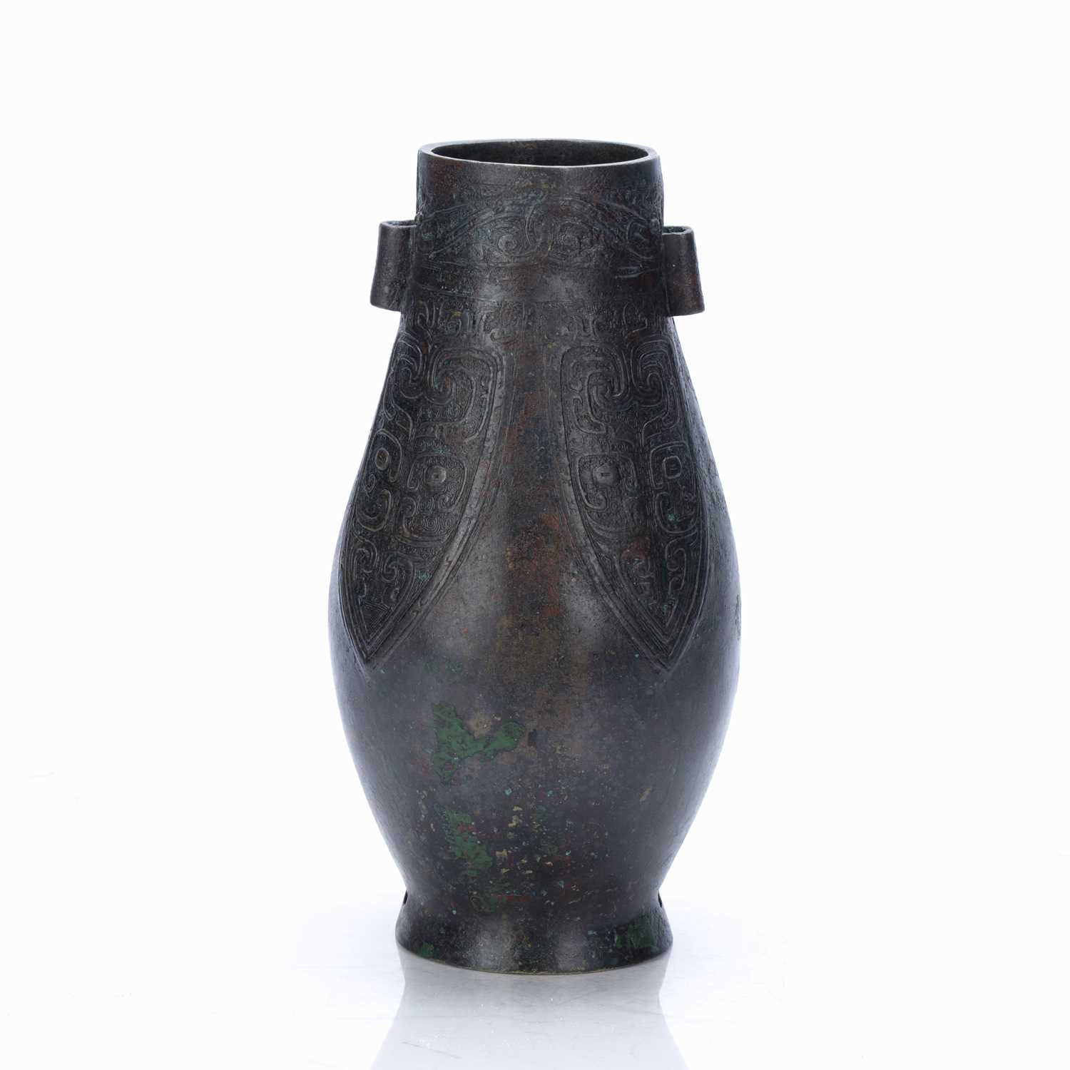 Bronze arrow vase in the Western Zhou style Chinese with taotie panels and incised four character - Image 2 of 8